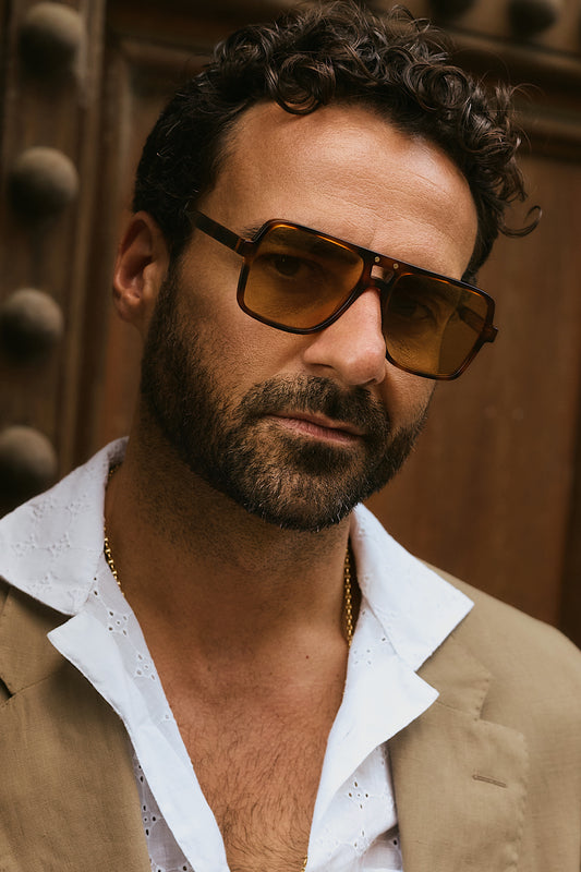 La camisa de Giorgio blanca